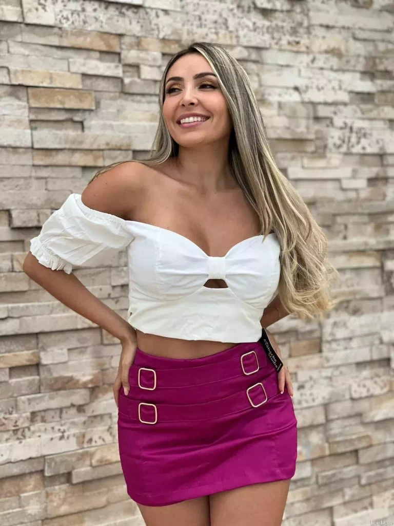 Mariana Profile image 2