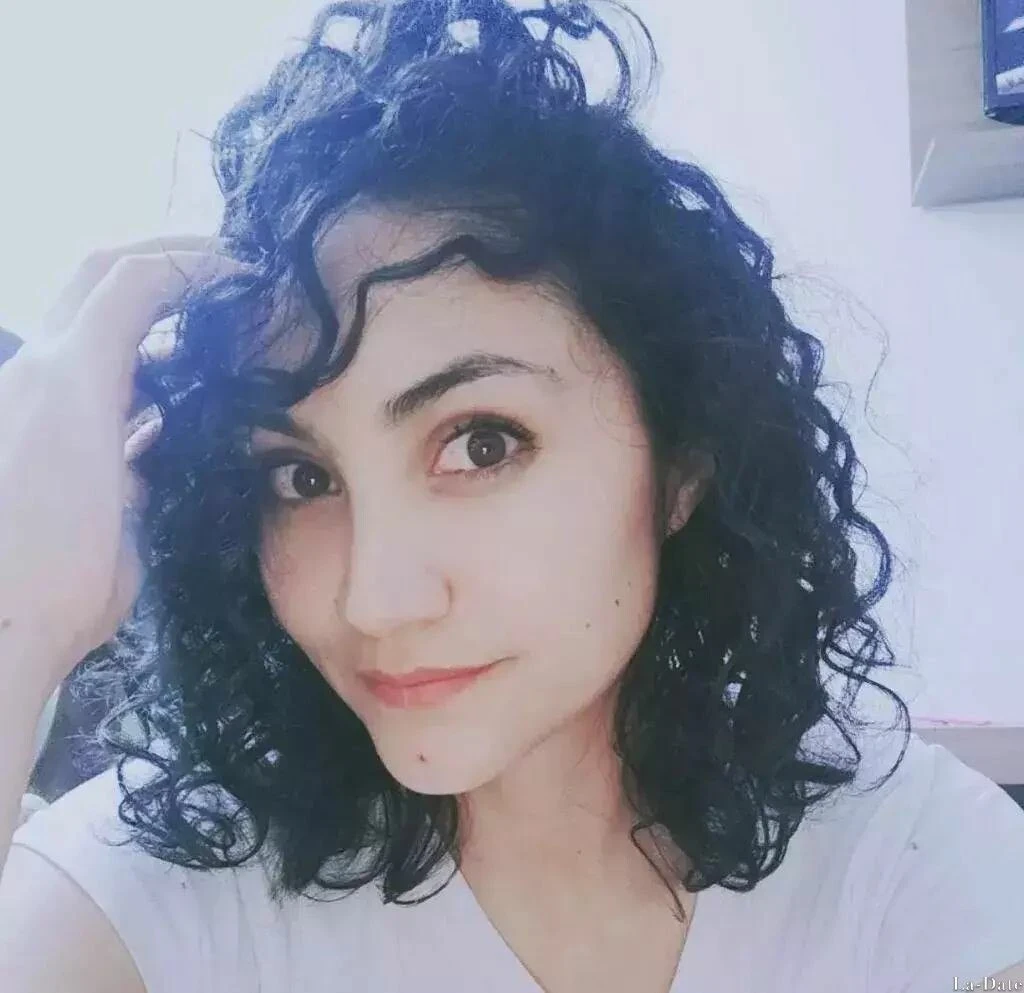 Sarai Profile image 1